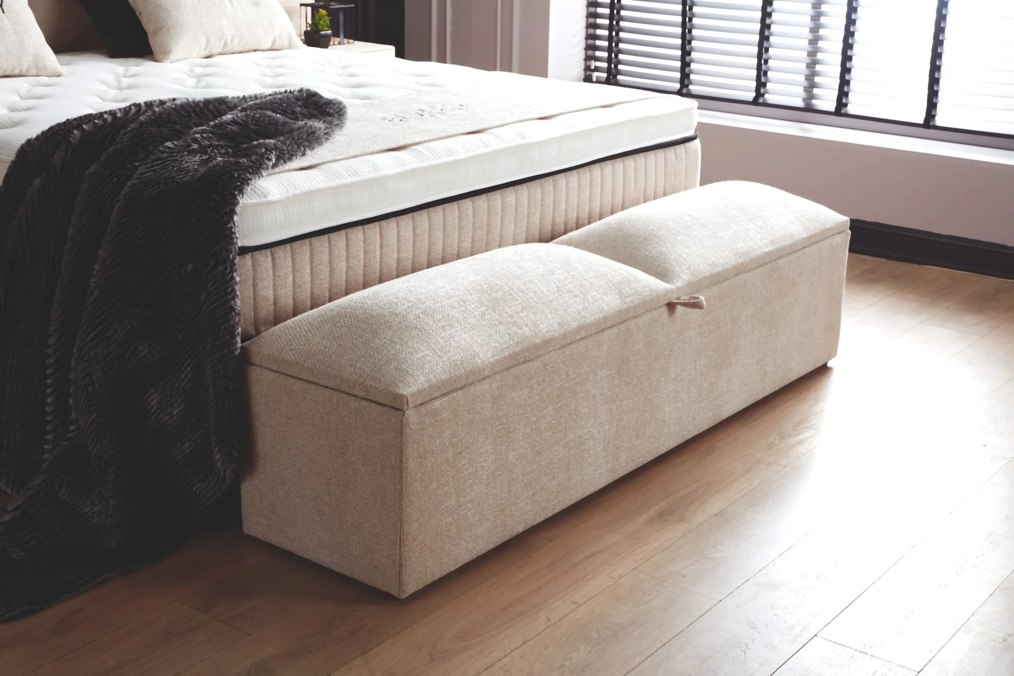 Boxspringbett Beverly Beige Voll-orthopädisches Komfortbett mit Bettkasten, Stauraum, inkl. kostenlose Lieferung und Montage - Image 11