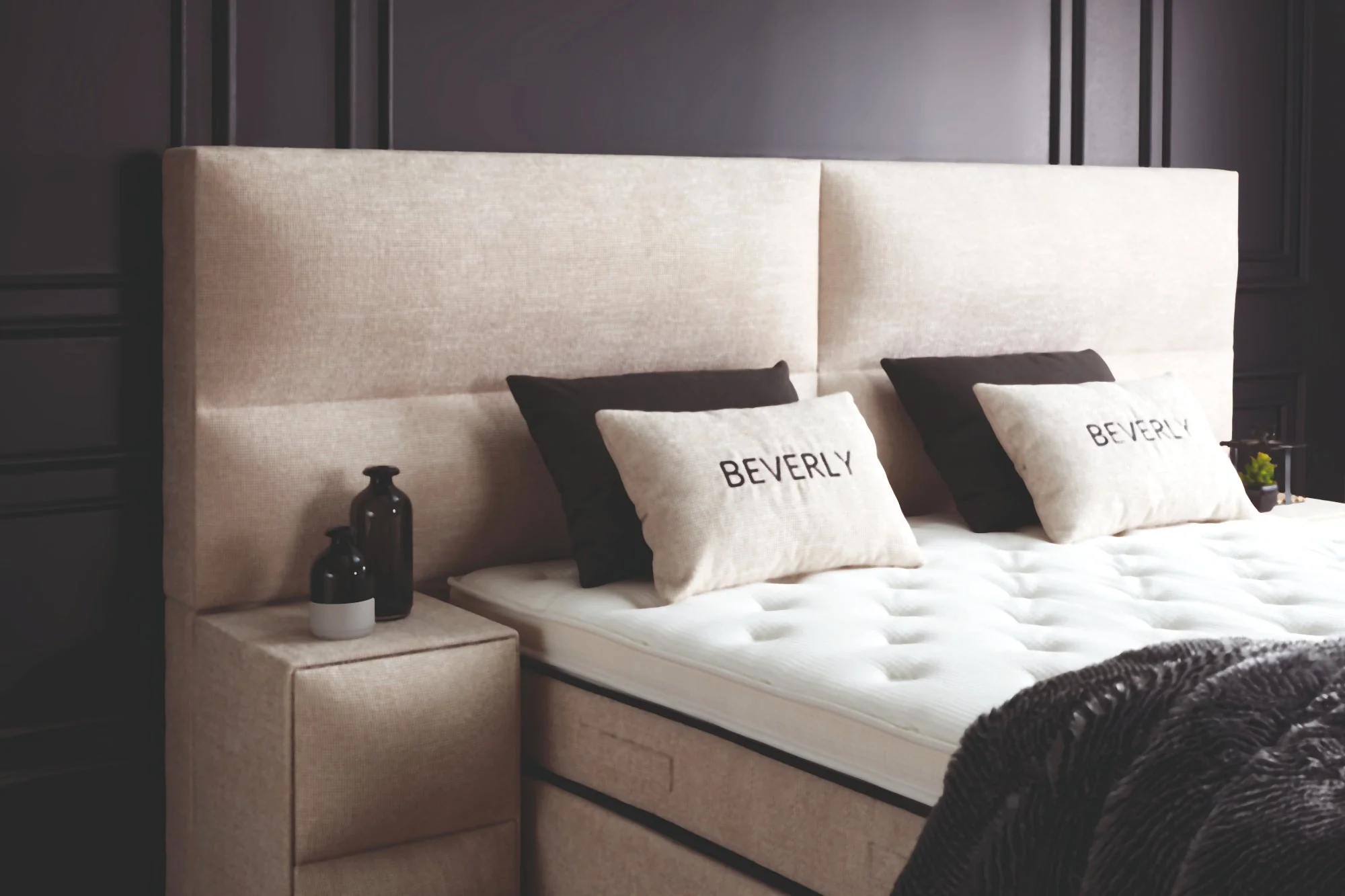 Boxspringbett Beverly Beige Voll-orthopädisches Komfortbett mit Bettkasten, Stauraum, inkl. kostenlose Lieferung und Montage - Image 12